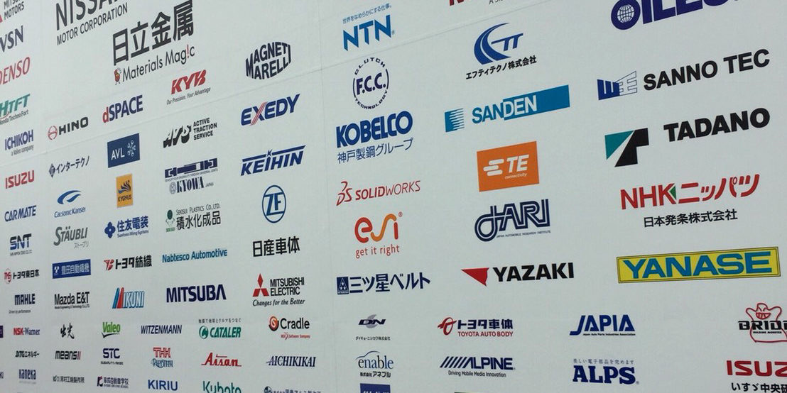 ヤシカ車体様がスポンサー